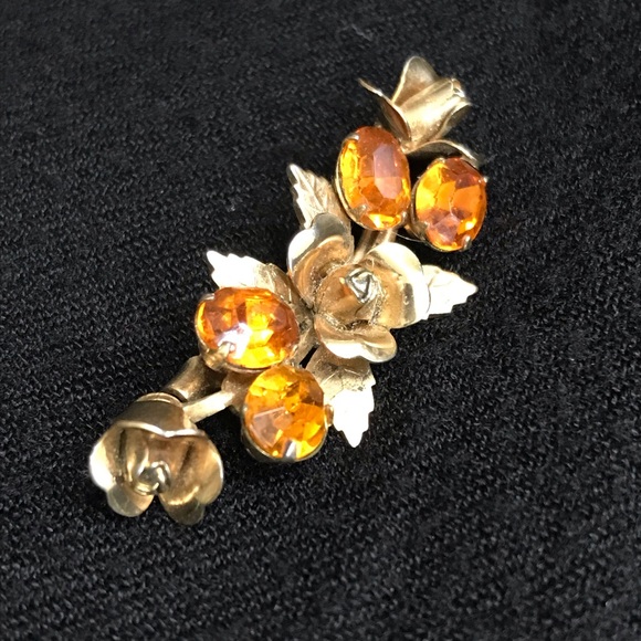 Vintage Floral Brooch - Picture 3 of 8